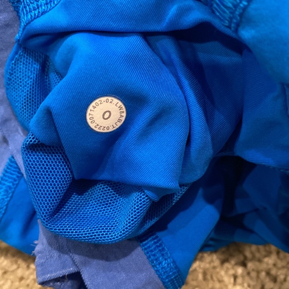 Lululemon size 0 blue skirt - Picture 5 of 5